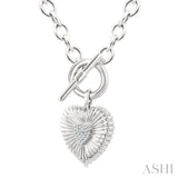 1/10 Ctw Heart Fluted Toggle Round Cut Diamond Fashion Necklace in Sterling Silver