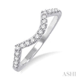 1/4 Ctw Round Cut Diamond Wedding Band in 14K White Gold