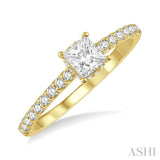 1/2 ctw Round Cut Diamond Engagement Ring With 1/4 ct Princess Cut Center Stone in 14K Yellow Gold