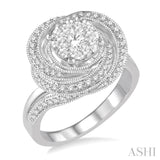 3/4 Ctw Round Cut Diamond Lovebright Ring in 14K White Gold