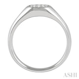 Oval Shape Lovebright Essential Diamond Signet Ring