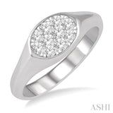 Oval Shape Lovebright Essential Diamond Signet Ring