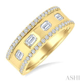 5/8 Ctw Wide 4-Stone Emerald & Round Cut Diamond Fashion Band in 14K Yellow Gold