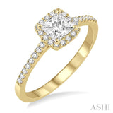 1/2 ctw Diamond Engagement Ring with 1/4 ct Princess Cut Center Stone in 14K Yellow Gold