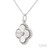 1/20 Ctw Clover Fluted Medallion Round Cut Diamond Pirouette Pendant With Chain in Sterling Silver